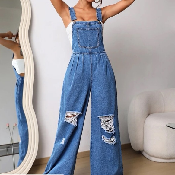 Like NEW Wide Leg Denim flare, TALL girl friendly Overalls Sz medium - Picture 1 of 6